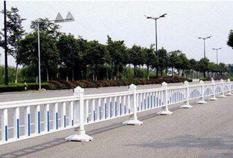 市政護(hù)欄.jpg 市政護(hù)欄.jpg