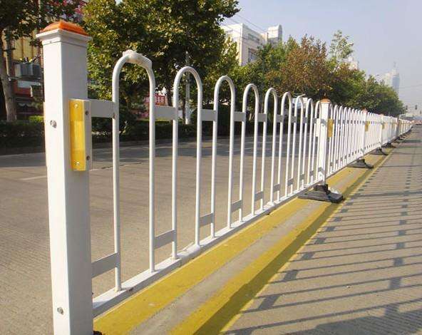 50.jpg 道路護欄